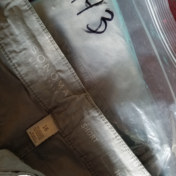 NWT Sonoma Mid Rise Khaki Shorts Frost Gray - Picture 8 of 8